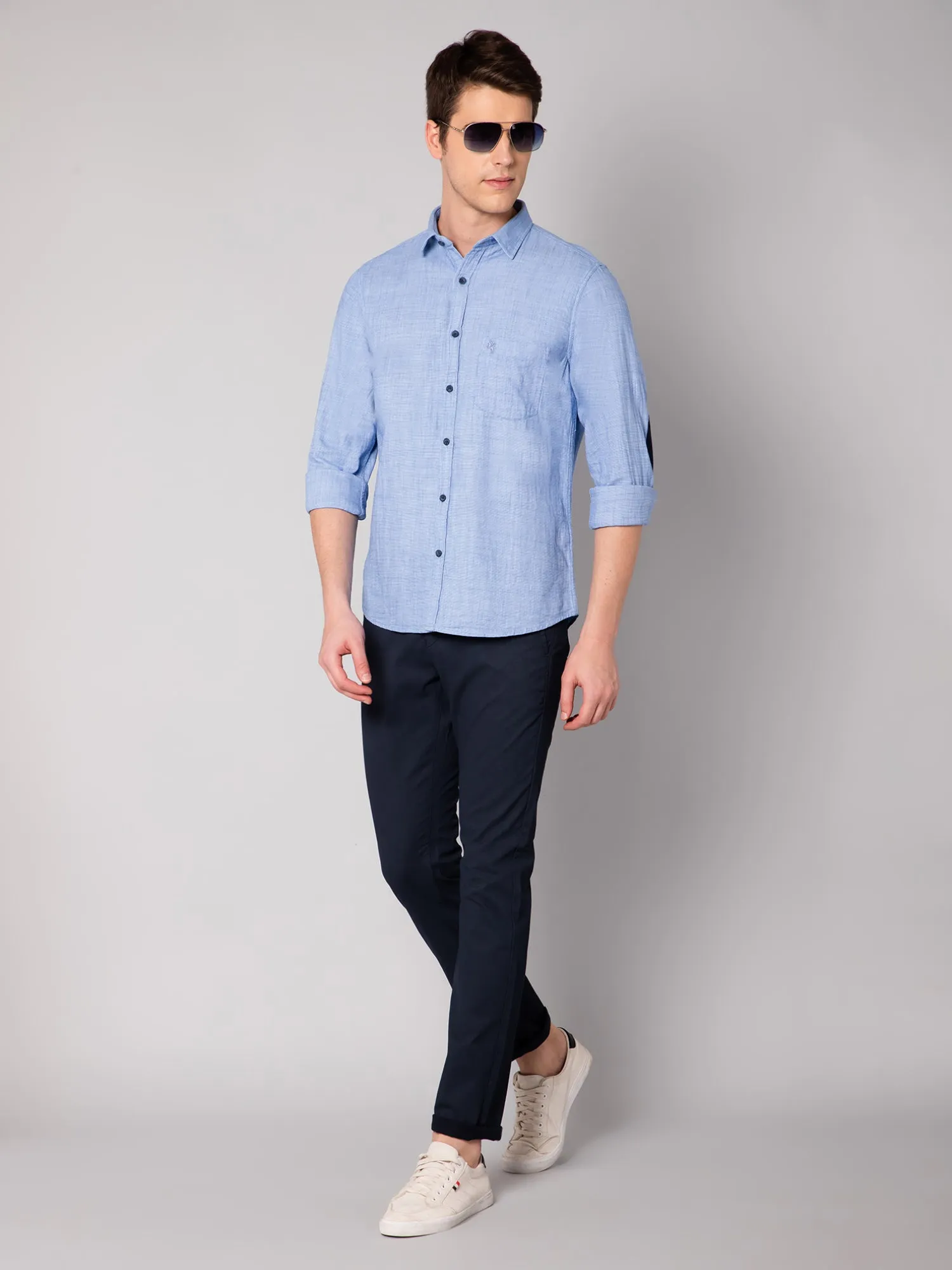 Men's Blue Casual Self Textured Full Sleeve Shirt