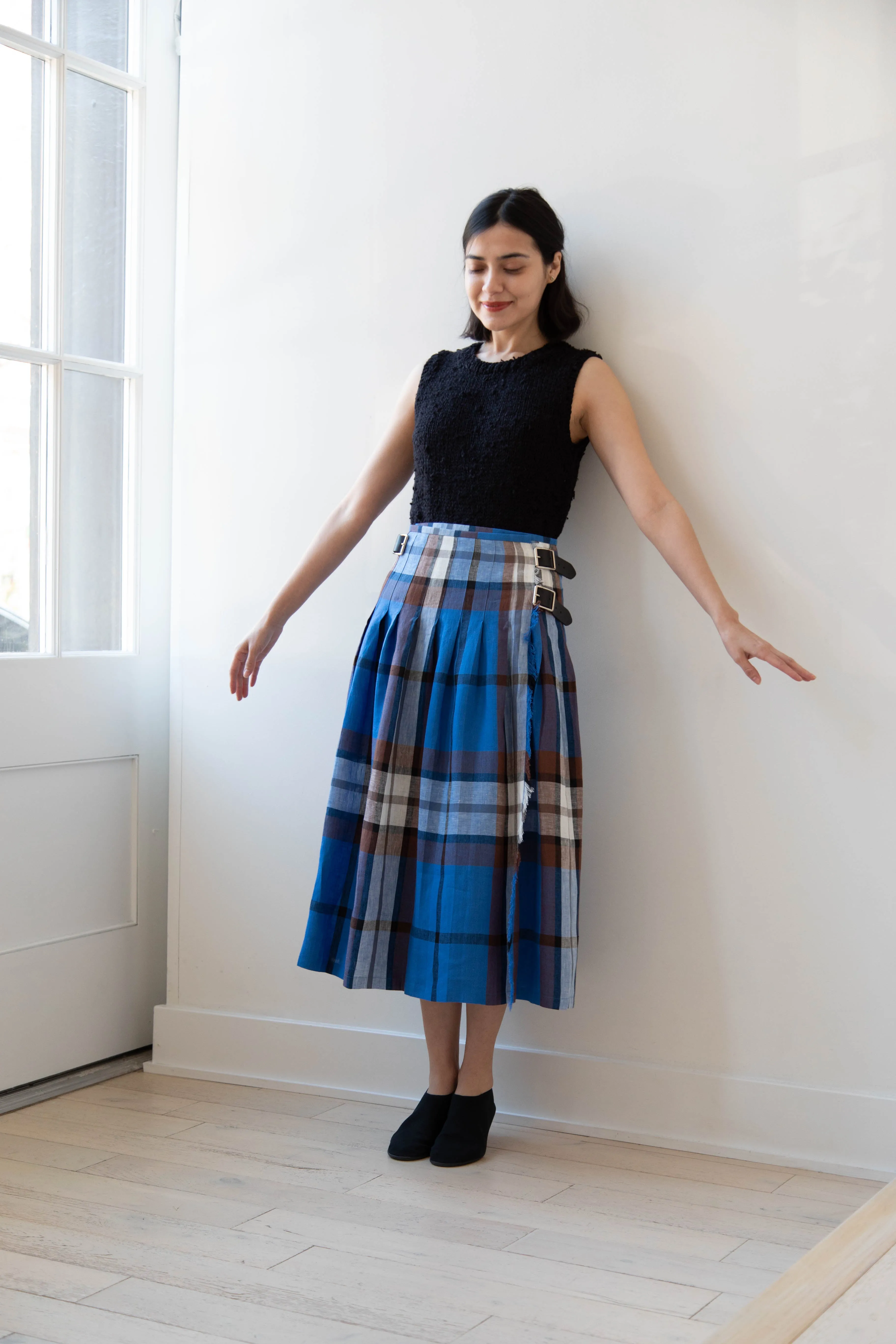 O'Neil of Dublin | Linen Pleated Skirt in Blue Check