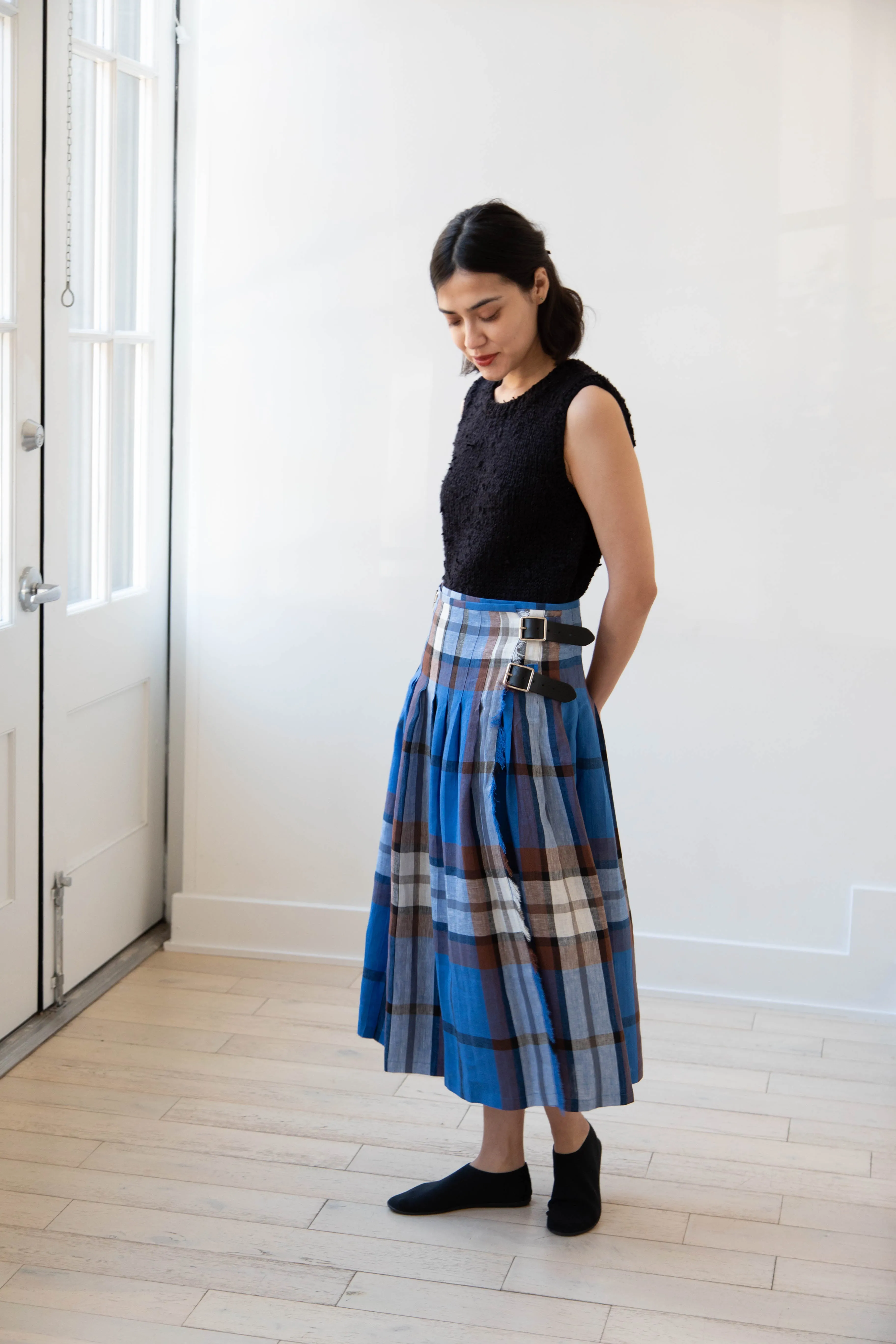 O'Neil of Dublin | Linen Pleated Skirt in Blue Check