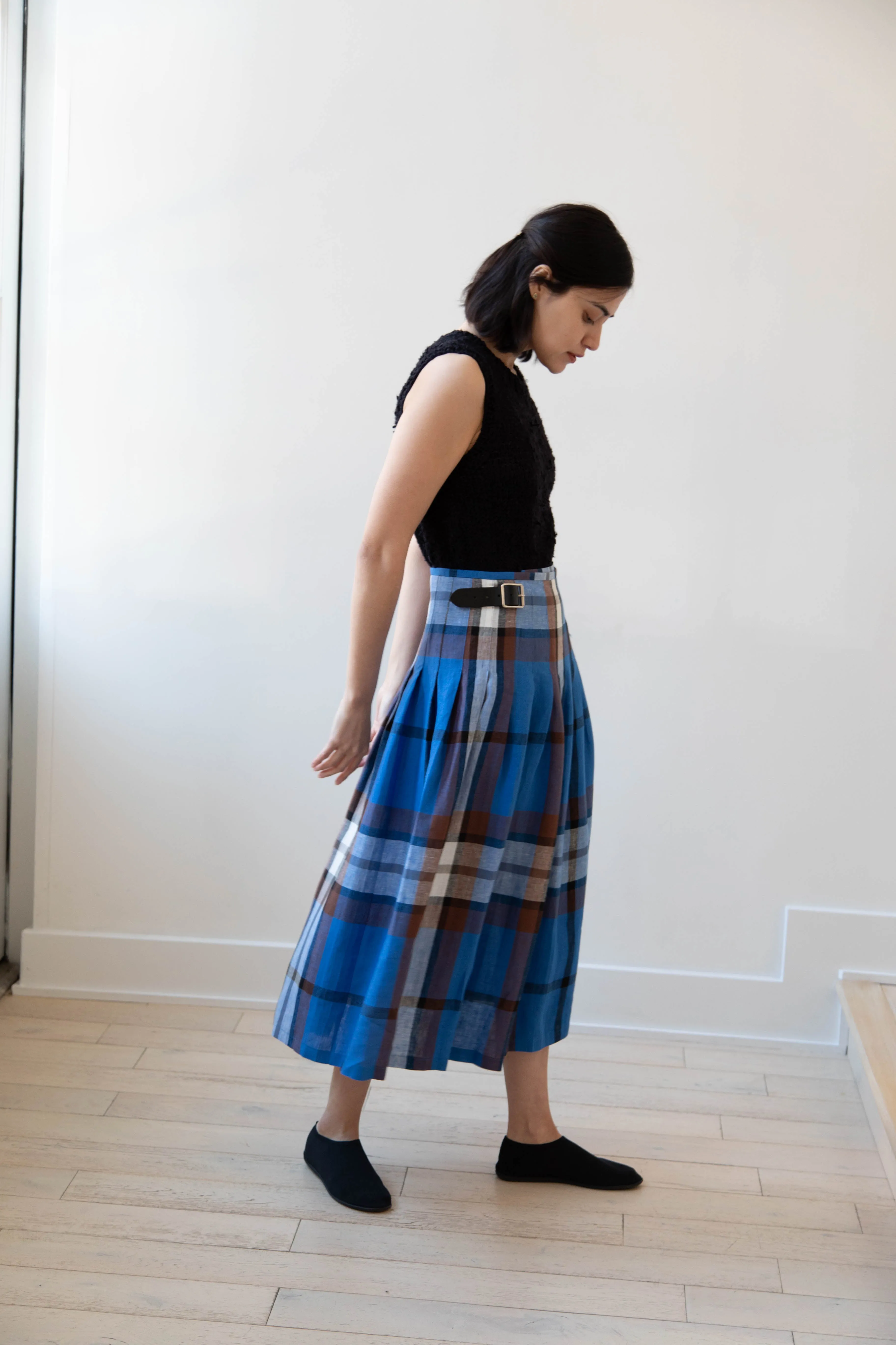 O'Neil of Dublin | Linen Pleated Skirt in Blue Check