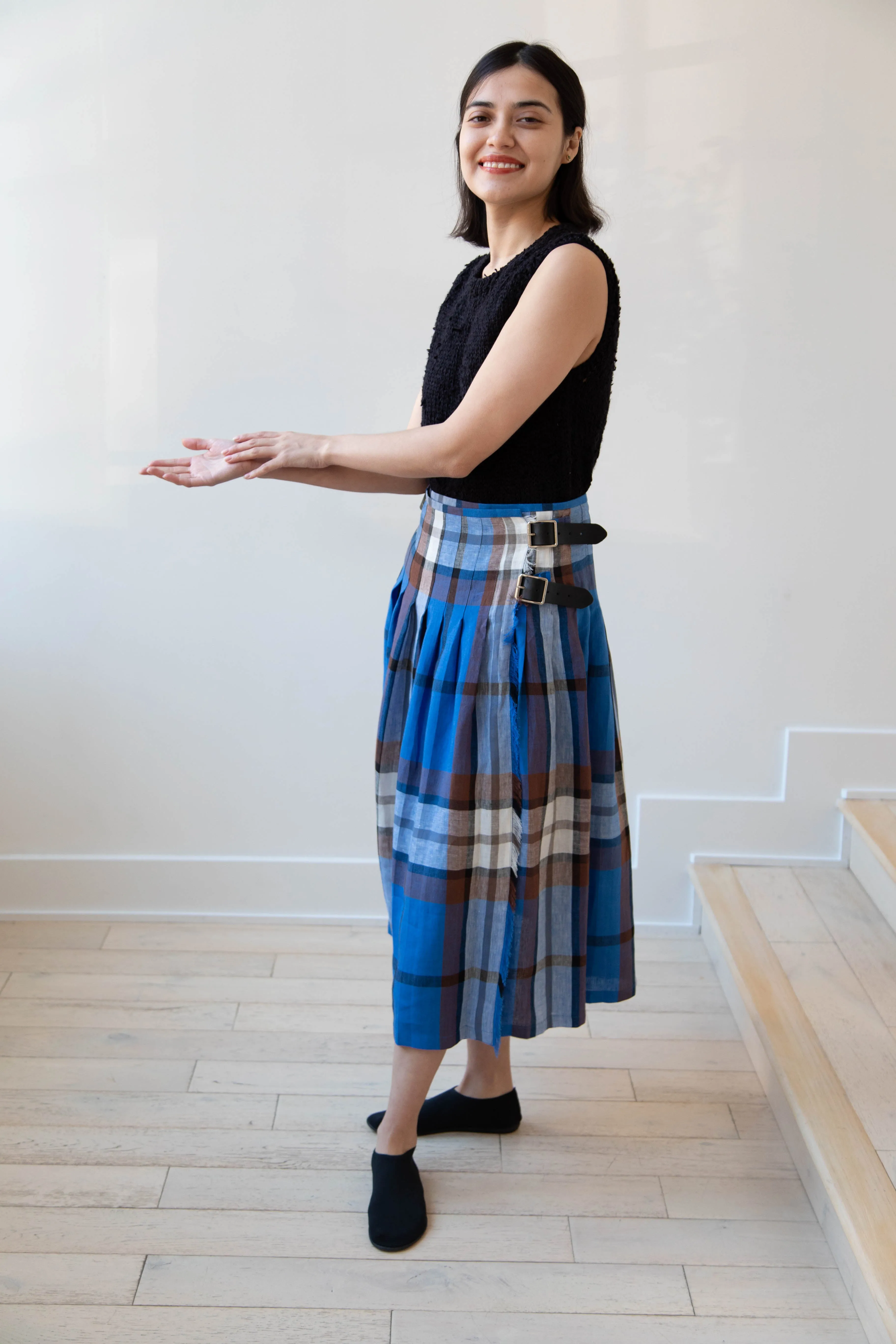 O'Neil of Dublin | Linen Pleated Skirt in Blue Check