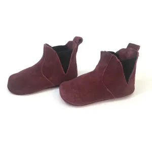 Suede Indie Chelsea Boot - Plum